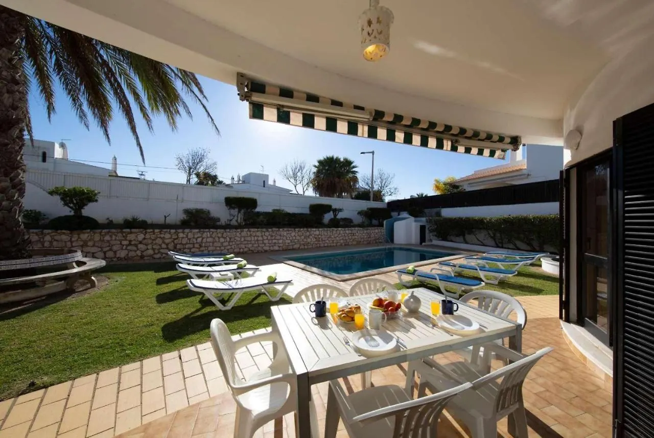 Villa Bento Patroves